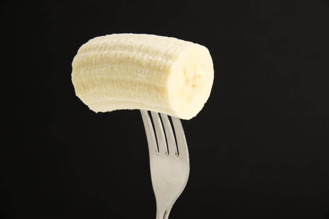 Bananas have no effect on the skin, but it's a useful tool to ease the spread of helpful ingredients like honey, olive oil or aloe on your face.