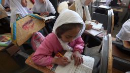 pkg coren afghan school girls_00000128.jpg