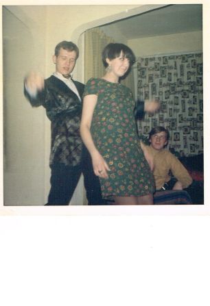 <a href="index.php?page=&url=http%3A%2F%2Fireport.cnn.com%2Fdocs%2FDOC-949973">Milda Contoyannis</a> and her friend show off their dance moves at a house party in 1967. She wore her favorite minidress, and her friend wore a jacket and an ascot tie. "Nothing compares to the '60s," Contoyannis says. "You had to be there when it was happening."