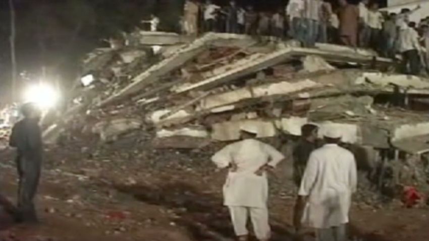 vo india buidling collapse_00000208.jpg