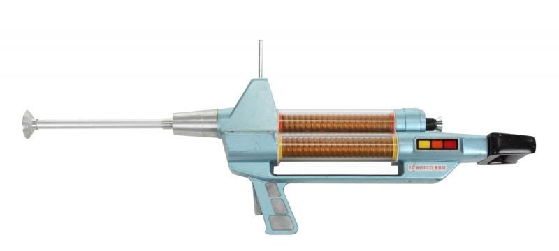 その他 STAR TREK U.S.S. L-PLATED PHASER Star Trek: The Next Generation Type-3 Phaser Rifle Scaled