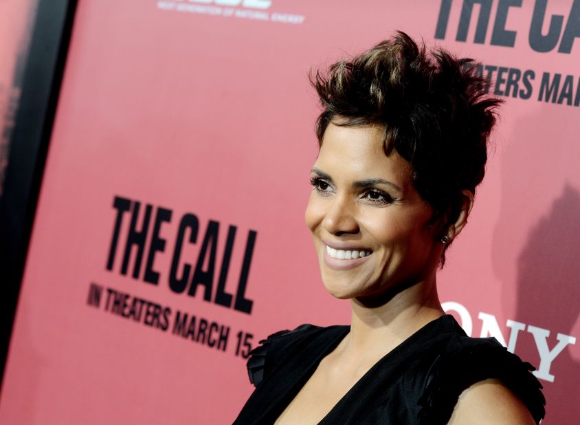 Halle Berry said <a href="http://www.exposay.com/halle-berry-found-herself-homeless-at-21/v/9290/" target="_blank" target="_blank">in a 2007 interview</a> that she found herself homeless at the age of 21 after moving to Chicago. "I became a person who knows that I will always make my own way," she said.