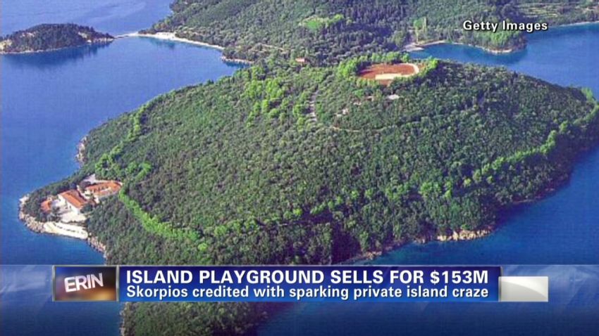 exp erin island playground sells for 153 million dollars_00001530.jpg