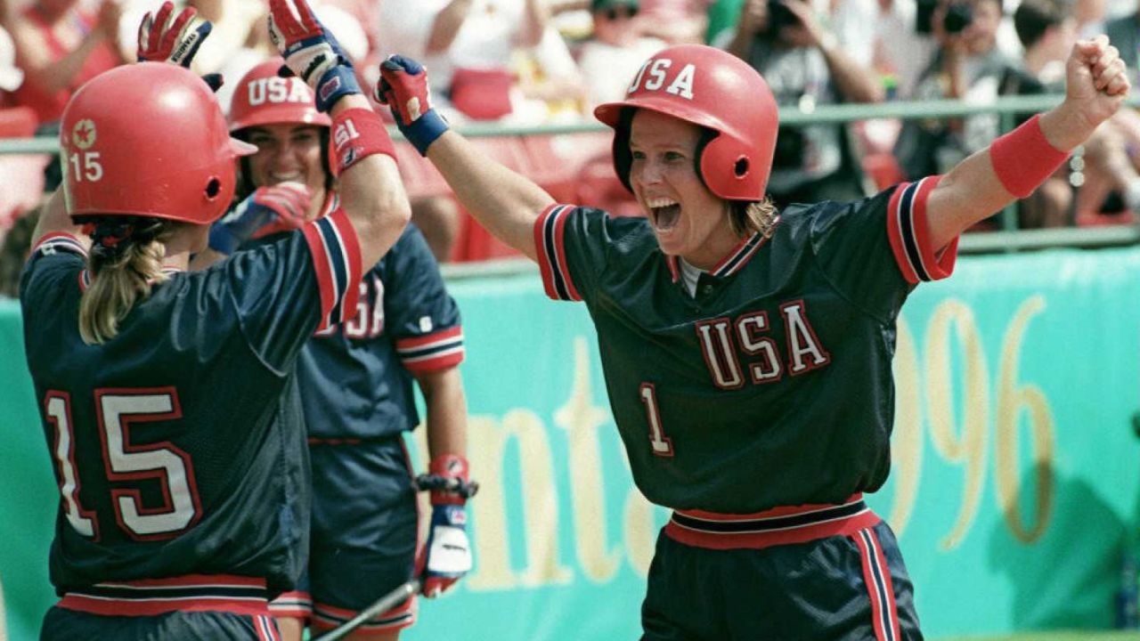 At age 13, softball player Dot Richardson became the youngest woman to play in an ASA Women's Major Fast Pitch National Championship.