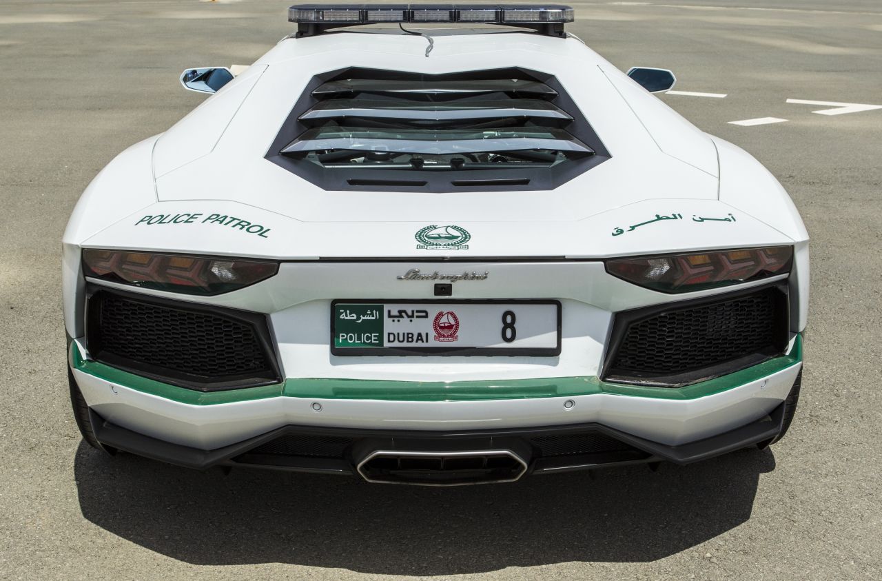 Watch out street racers, Dubai cops have Lamborghini | CNN