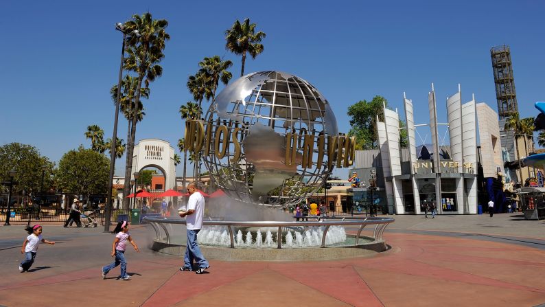 What's a visit to Los Angeles without some movie magic? Universal Studios Hollywood offers a studio tour as well as blockbuster movie-themed rides.