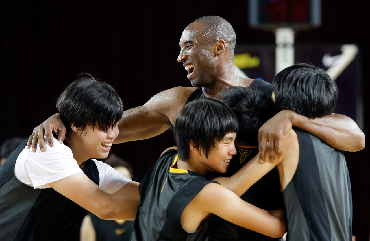 Bryant joins a teaching session for fans during a 2011 promotional tour of South Korea at Korea University in Seoul.