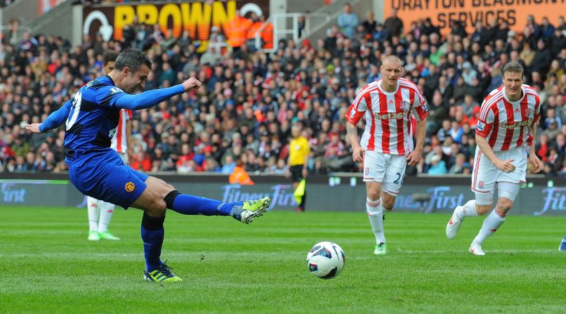 Robin van Persie ended his 10-game goal drought by firing Manchester United to a 2-0 win at Stoke City. The Dutchman scored a second half penalty to add to Michael Carrick's opener. United is now 15 points clear at the top with six games remaining.