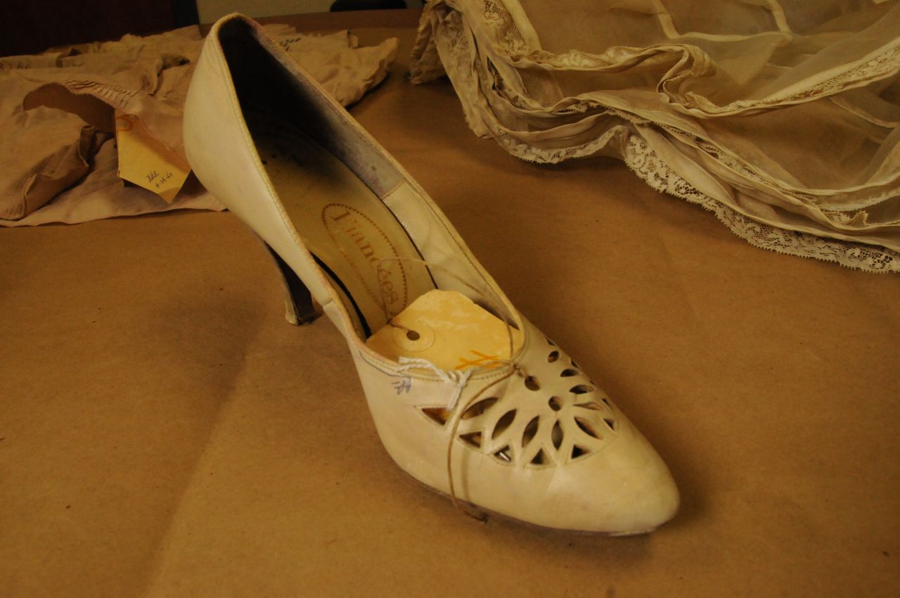 After Garza went missing, family, friends and neighbors formed search parties. That's how many of her belongings were found, including this beige ladies shoe that had been thrown into a field.