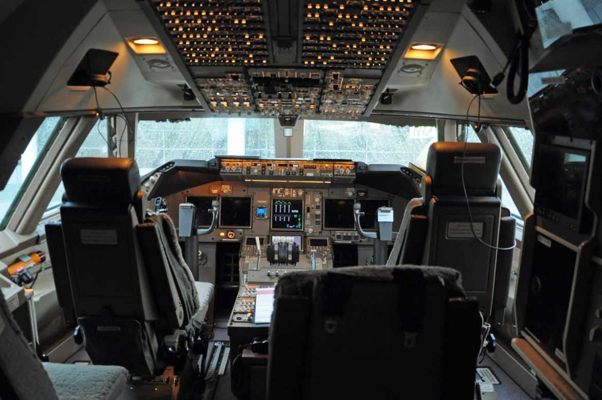 Though the cockpit has been upgraded, it's based on the same technology used in the Boeing 747-400 and 787. This means existing flight simulators can be used and conversion training is minimized. Ailerons (hinged surfaces used to control lateral balance) and flaps on the wings are operated by fly-by-wire technology. 