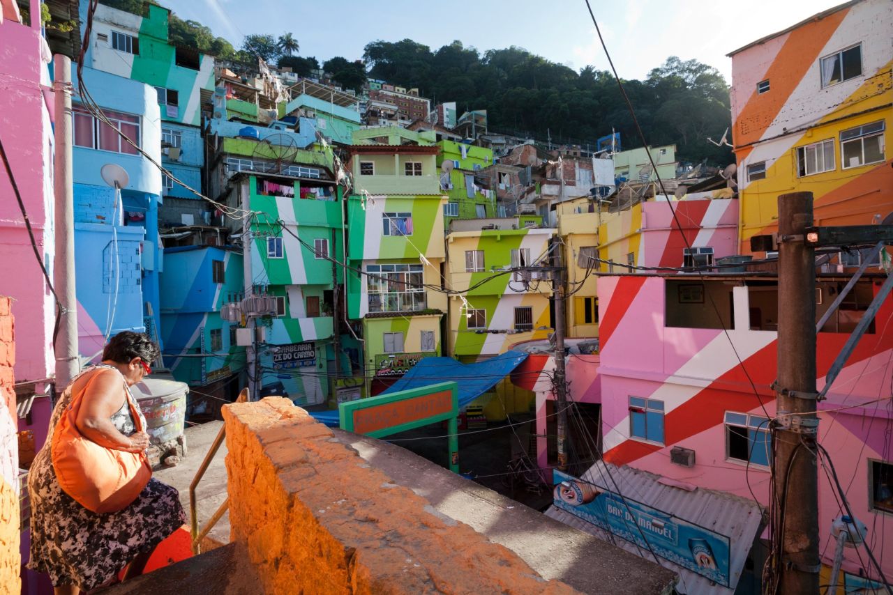  Dutch artists Haas&Hahn converted the homes of Favela Santa Maria in Rio de Janeiro into art.