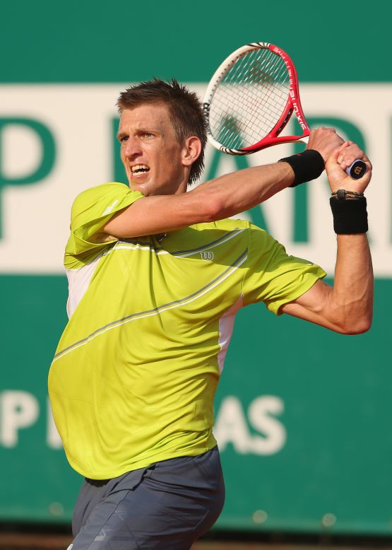 Jarkko Nieminen reached the last eight of a Masters event for the first time since 2006 as the 31-year-old Finn  upset Argentine fifth seed Juan Martin Del Potro.