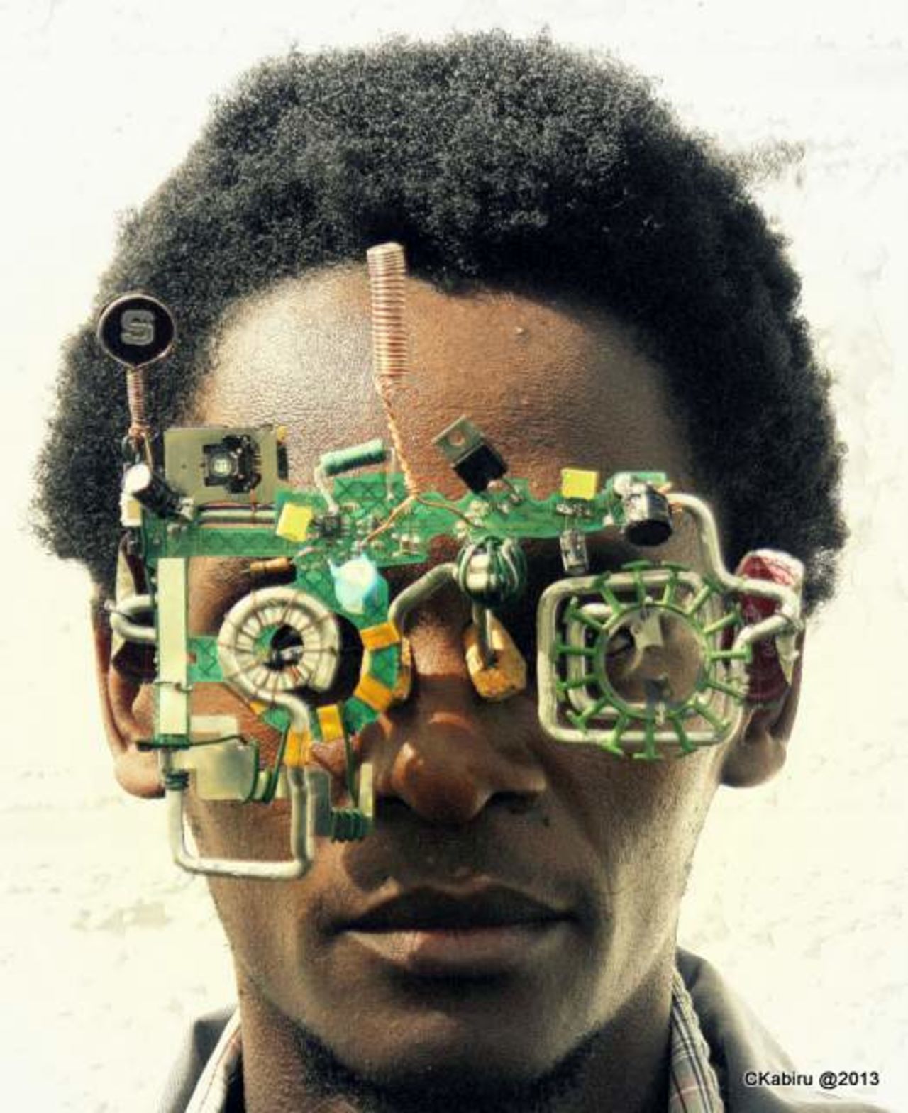 Kabiru has also launched "Outreach," an initiative aimed at encouraging people in Kenya's rural communities to create art with recycled materials.