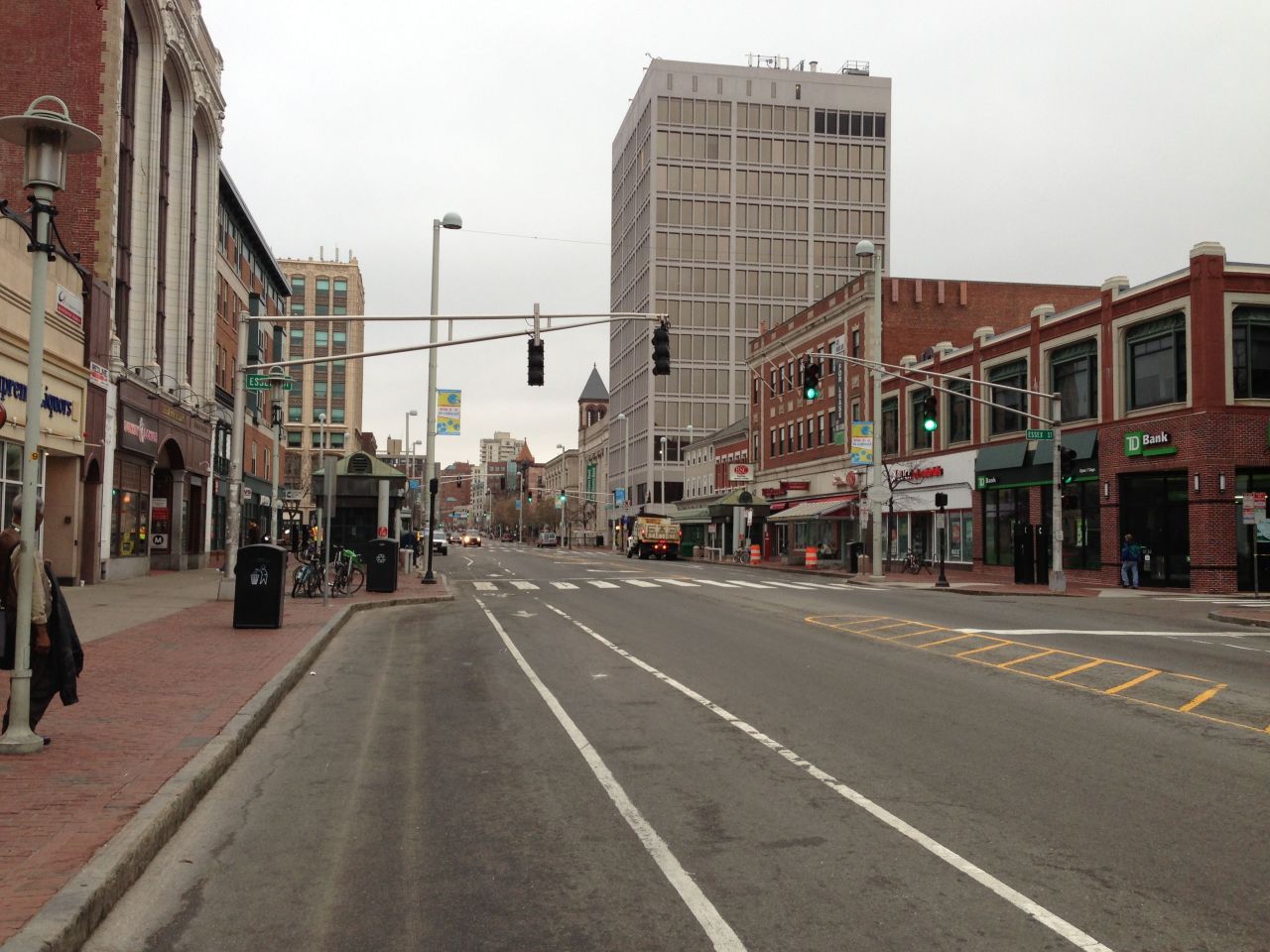 <a href="http://ireport.cnn.com/docs/DOC-960535" target="_blank">Ceasar McDowell, an urban studies professor at the Massachusetts Institute of Technology,</a> says he went for a walk only to find everything closed except for a CVS drugstore and a Dunkin' Donuts. "I don't know how to describe it," said McDowell, a CNN iReporter. "(I)t was eerie that quietness."