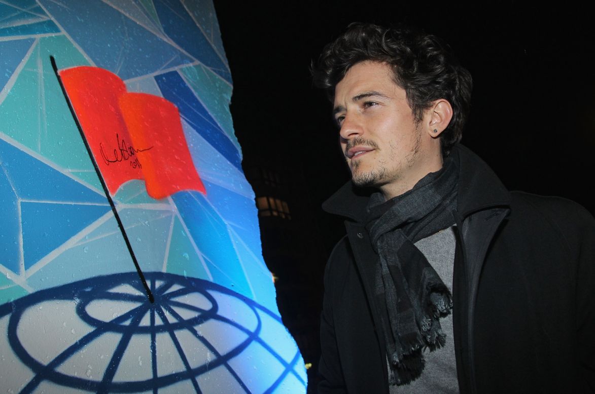 Actor Orlando Bloom falls into that hybrid-driving, solar-supporting celeb camp. He's a regular at green events, and he supports initiatives like Global Cool, an organization with a mission to raise awareness about climate change.