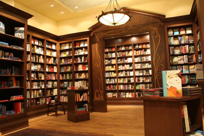 To author Hilary Davidson, Ben McNally Books in Toronto looks like an idyllic private club for book lovers.