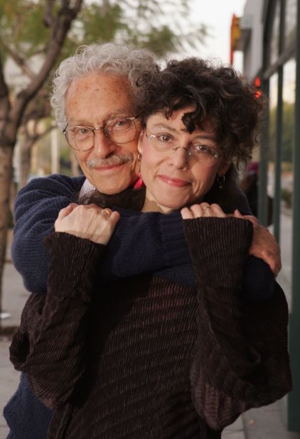 <a href="http://www.cnn.com/2013/04/23/showbiz/allan-arbus-obituary/index.html">Actor Allan Arbus</a> poses for a portrait with his daughter photographer Amy Arbus in 2007. Allan Arbus, who played psychiatrist Maj. Sidney Freedman in the M*A*S*H television series, died at age 95, his daughter's representative said April 23.