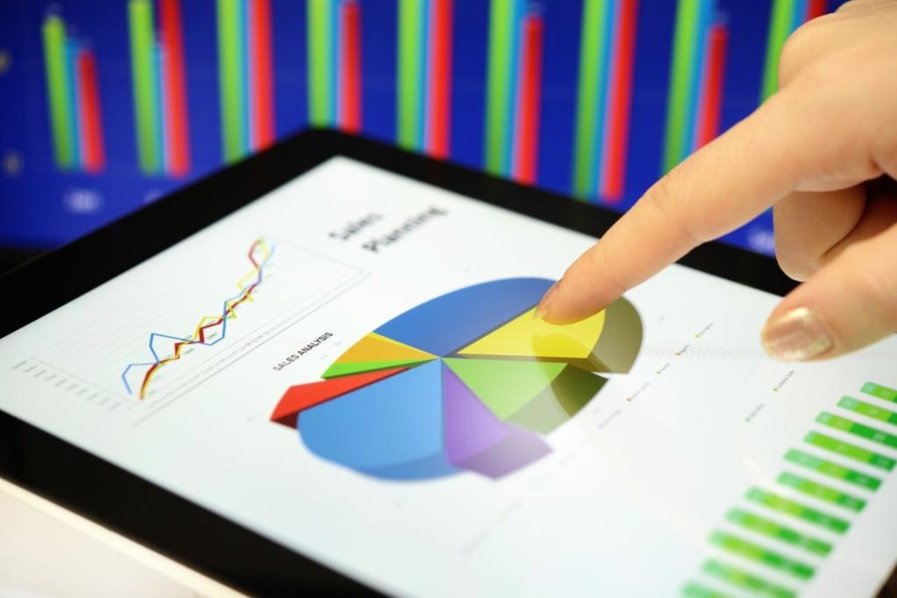 Wealth managers have the highest income of the top 10 jobs list, averaging $107,222 per year.