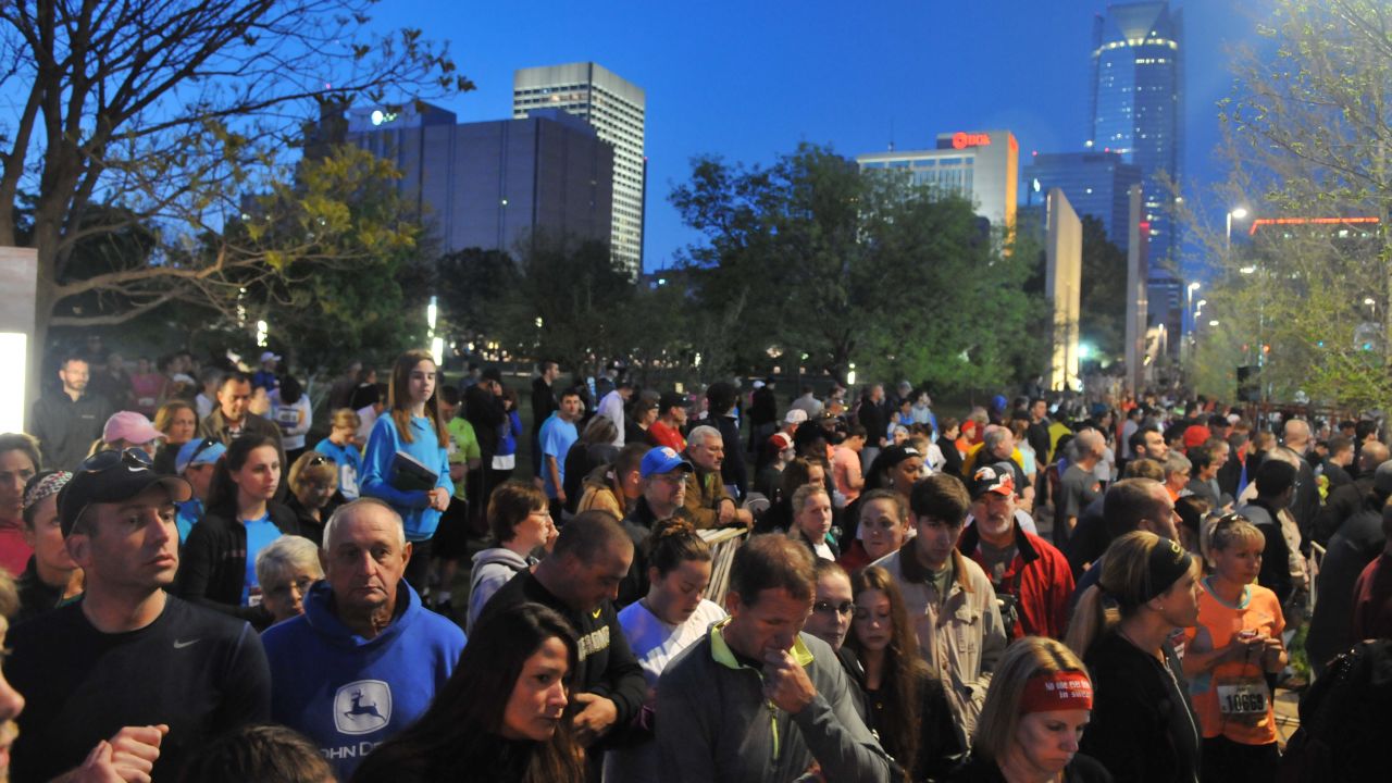 Marathoners honored the victims of the Oklahoma City and Boston bombings with a total of 171 seconds of silence, or one second per victim.