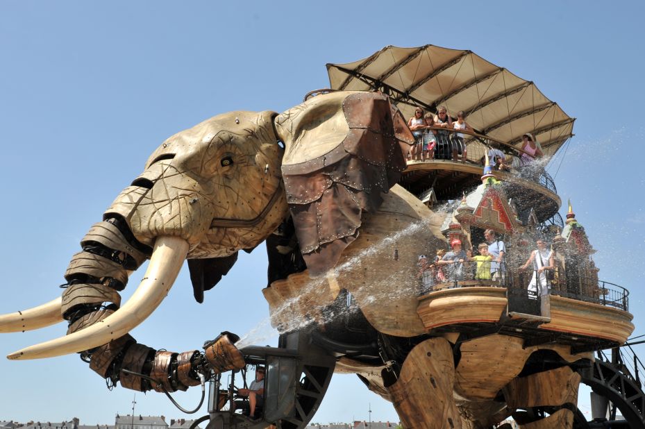 "Les Machines de L'Ile", an amusement park in Nantes, France, is home to moving mechanical animals, including this 48-ton monster: The Great Elephant.