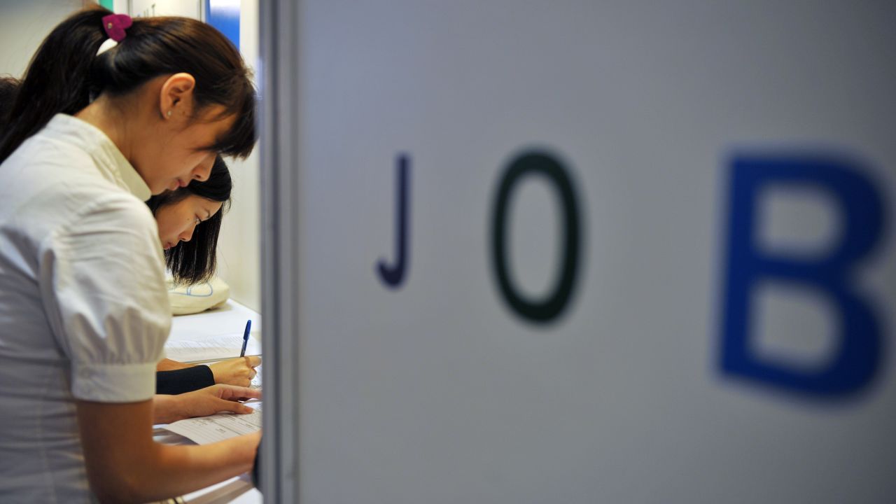 There's a marked difference between first jobs and established career opportunities in China. 