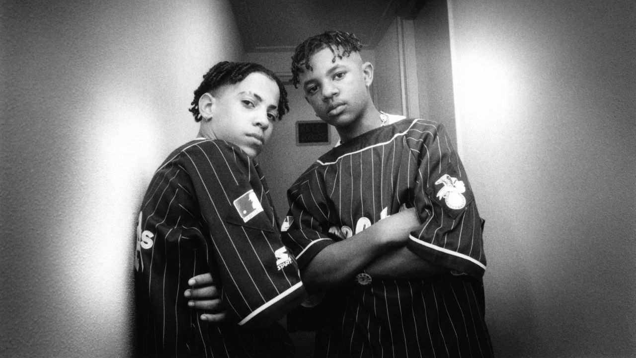 Chris Smith, left, and Chris Kelly of the rap duo Kris Kross circa 1992. Kelly died at an Atlanta hospital May 1, from a drug overdose that included heroin and cocaine, his autopsy report said. He was 34.