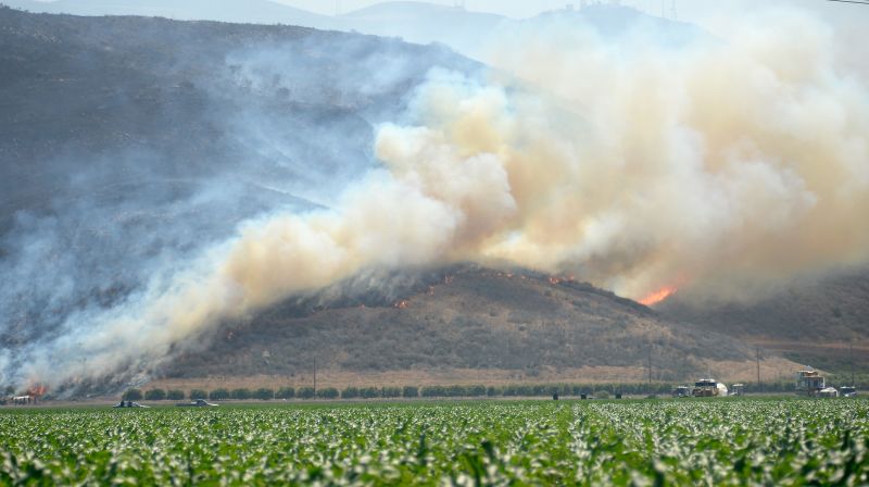 Photos: Wildfires Threaten Los Angeles Area | CNN