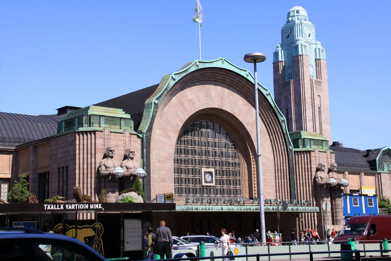 Before architect Eliel Saarinen moved from Finland to the United States, he left Helsinki a lasting legacy: the Central Station, which opened in 1919.
