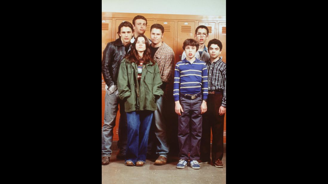 <strong>"Freaks and Geeks" (1999)</strong>: Another series that got high school right and suffered in the ratings for it. Its cast, however -- including Seth Rogen, Linda Cardellini and James Franco -- has gone on to big things.