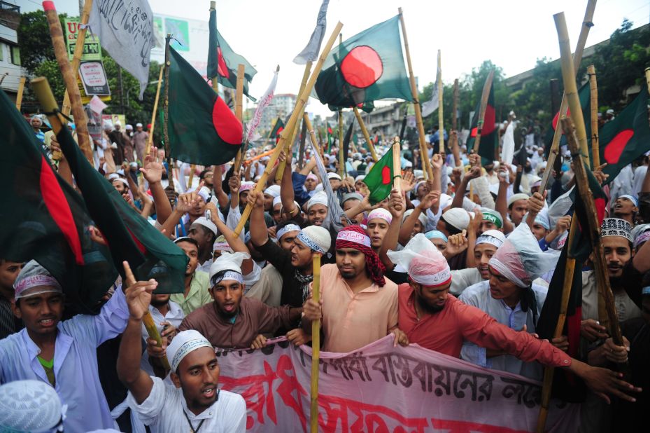 Islamist protesters gather on a highway at an entry point to the city as as part of their protest in Dhaka, Bangladesh, on Sunday, May 5. 