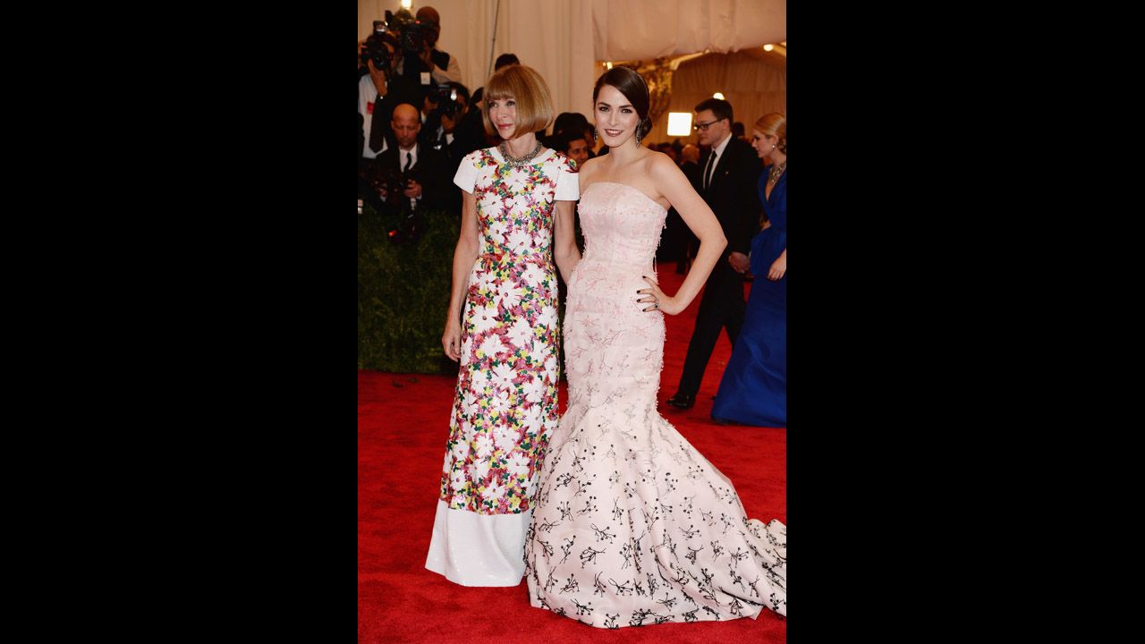 Conde Nast Artistic Director Anna Wintour and her daughter Bee Shaffer attend the gala.