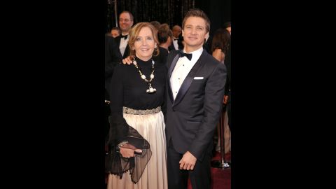 Jeremy Renner's mom, Valerie Cearley.