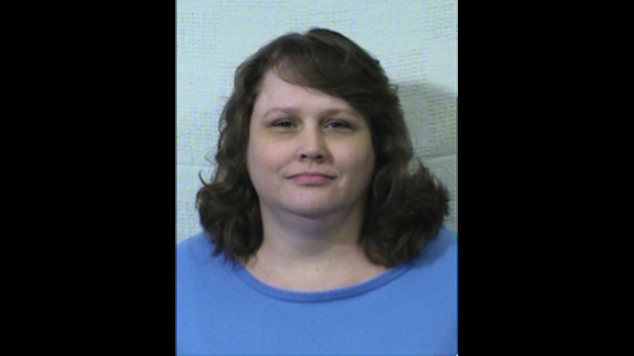 Valerie Dee Martin was 35 when she murdered her boyfriend in Lancaster, California, on March 28, 2003. She was sentenced to death on March 26, 2010.