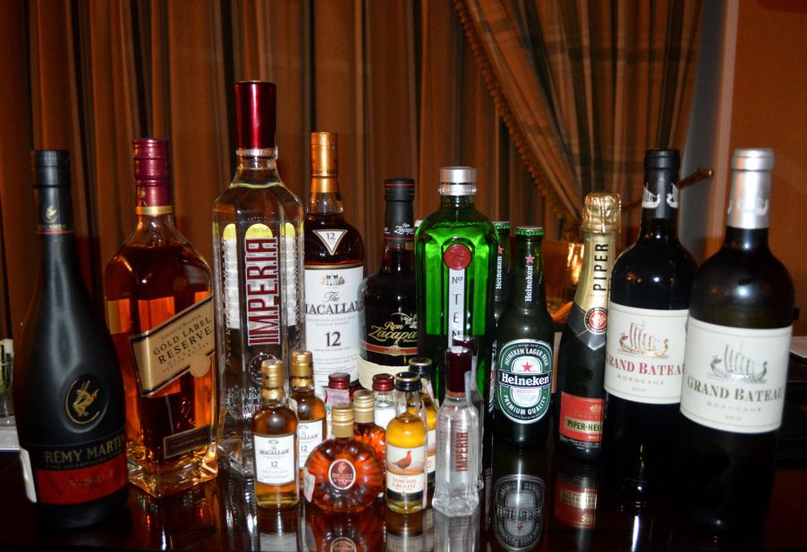 There's nothing mini about the Ritz-Carlton minibar in the Russian capital, Moscow. Thirsty guests in the resorts Carlton and Executive suites can treat themselves to an extensive selection of classy alcoholic beverages from around the globe. 