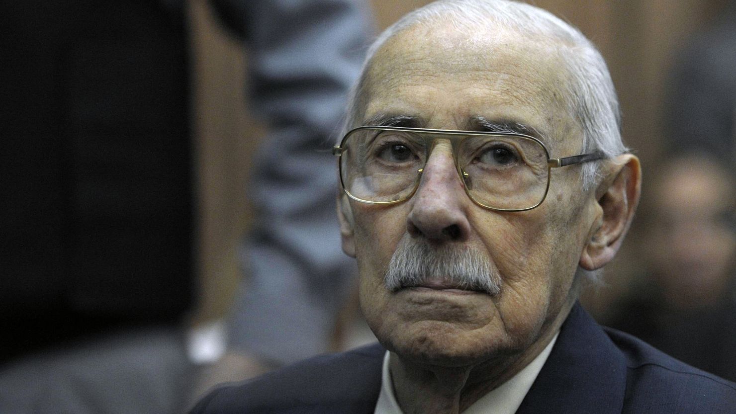 Former Argentina's dictator and General Jorge Rafael Videla in a courtroom in  Buenos Aires on July 5, 2012.