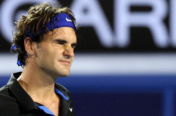 Federer advanced to the semifinals in Melbourne in 2008 but put in a sluggish performance in the last four, losing to eventual champion Novak Djokovic. He later revealed he had the illness.