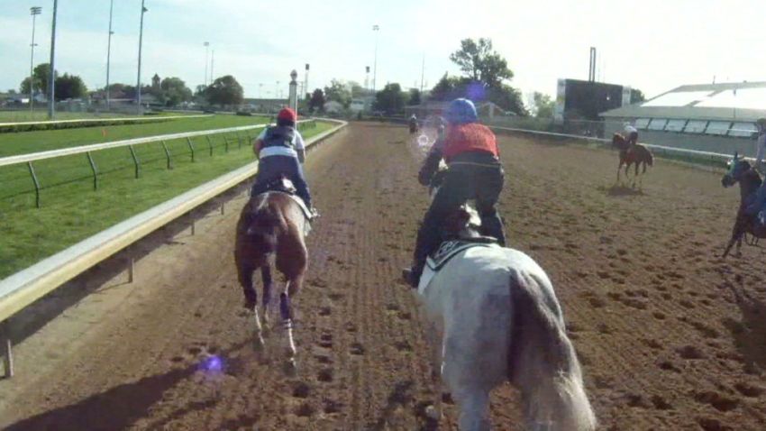 winning post horse racing kentucky derby_00000529.jpg