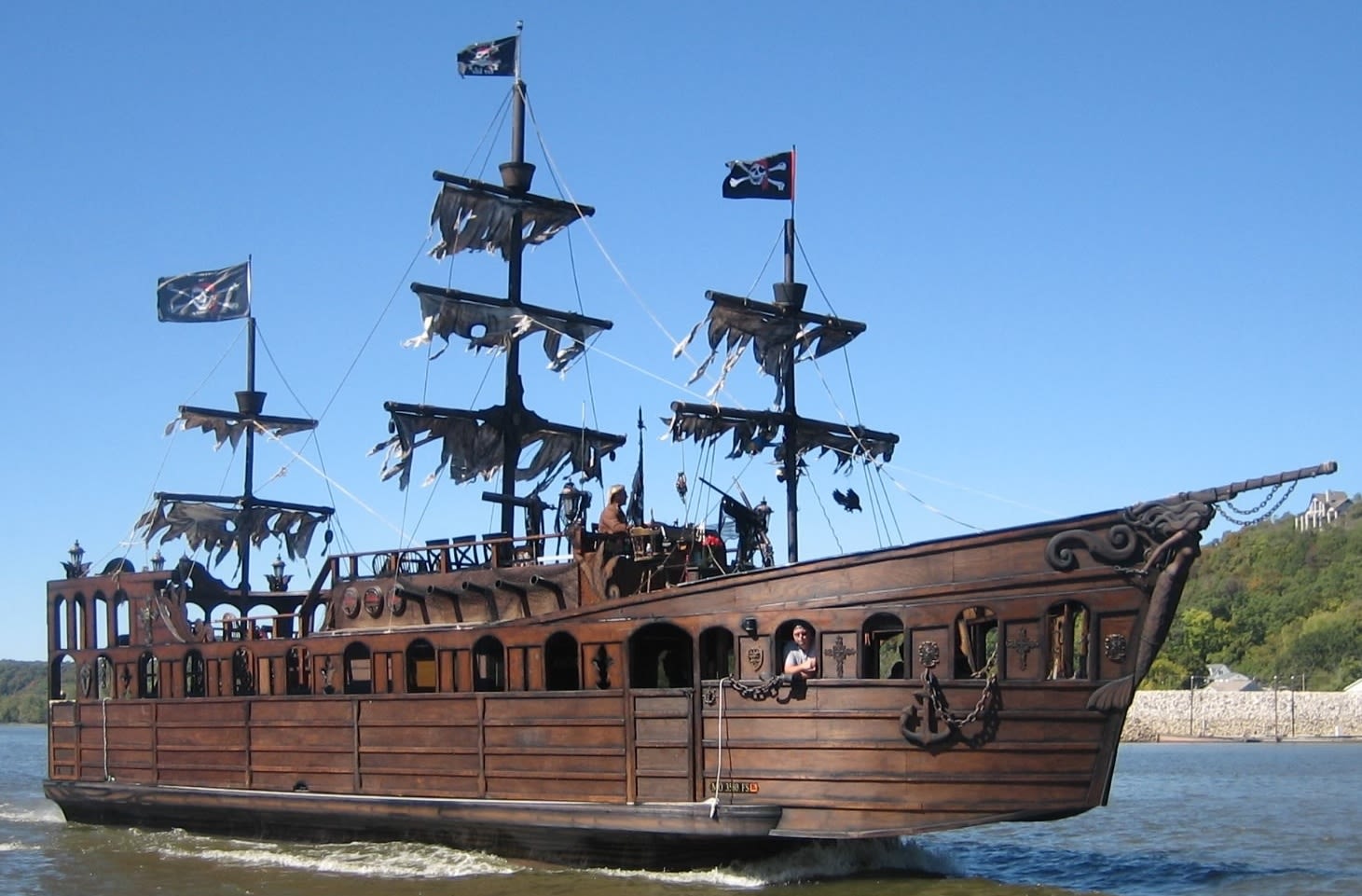 inside real pirate ships