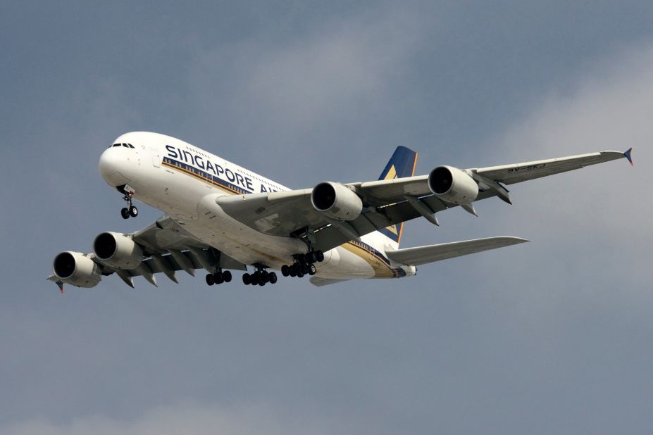 Steve Bailey got a nice shot of this giant Airbus A380 at Los Angeles International Airport. 