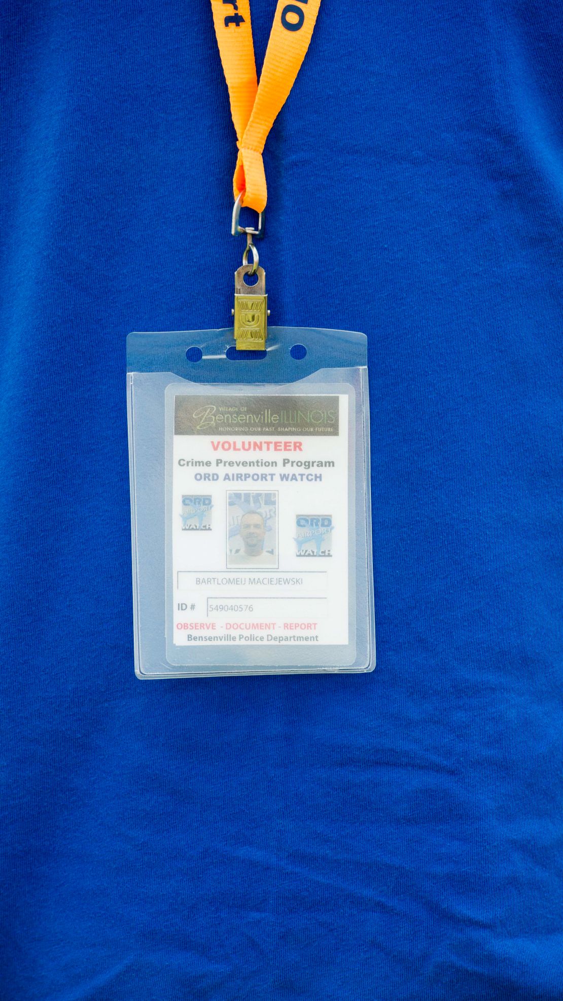 While spotting, members must carry their police-issued ID cards with them and wear their official orange vests.