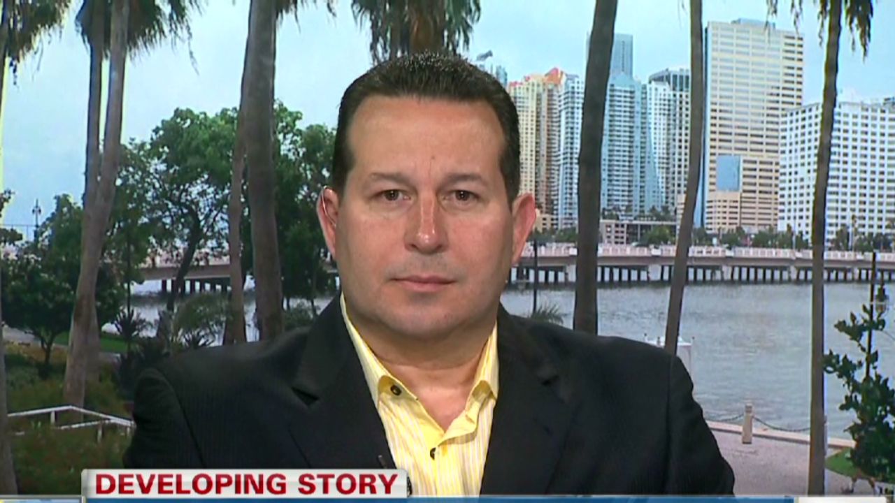 Attorney Jose Baez