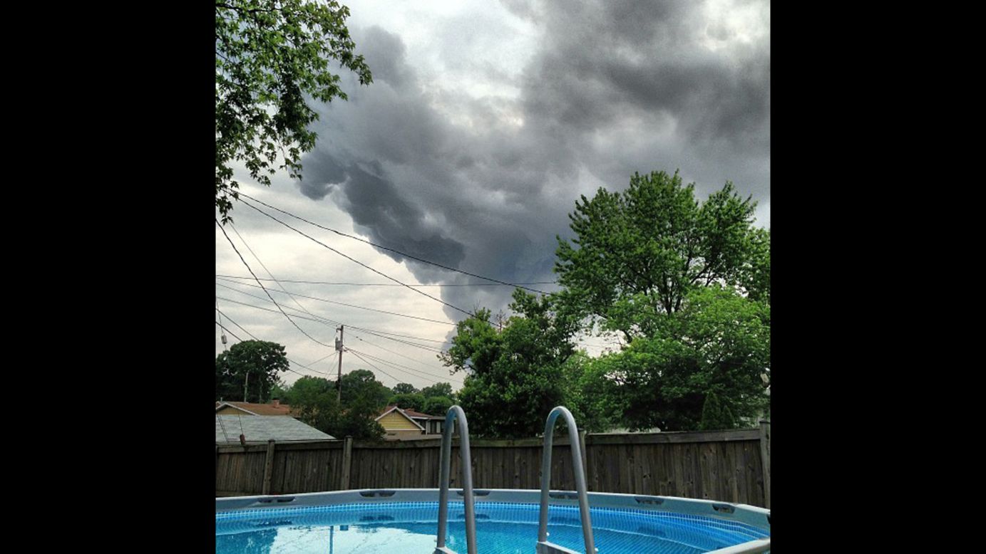 CNN iReporter Lori Saladino took this photo of the large plume of smoke caused by the explosion filling the sky.