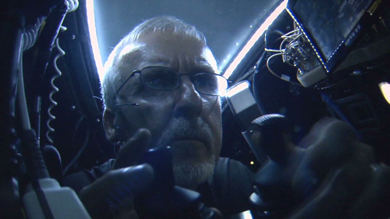Explorer and filmmaker James Cameron travels to the bottom of the earth in his DeepSea Challenger sub.