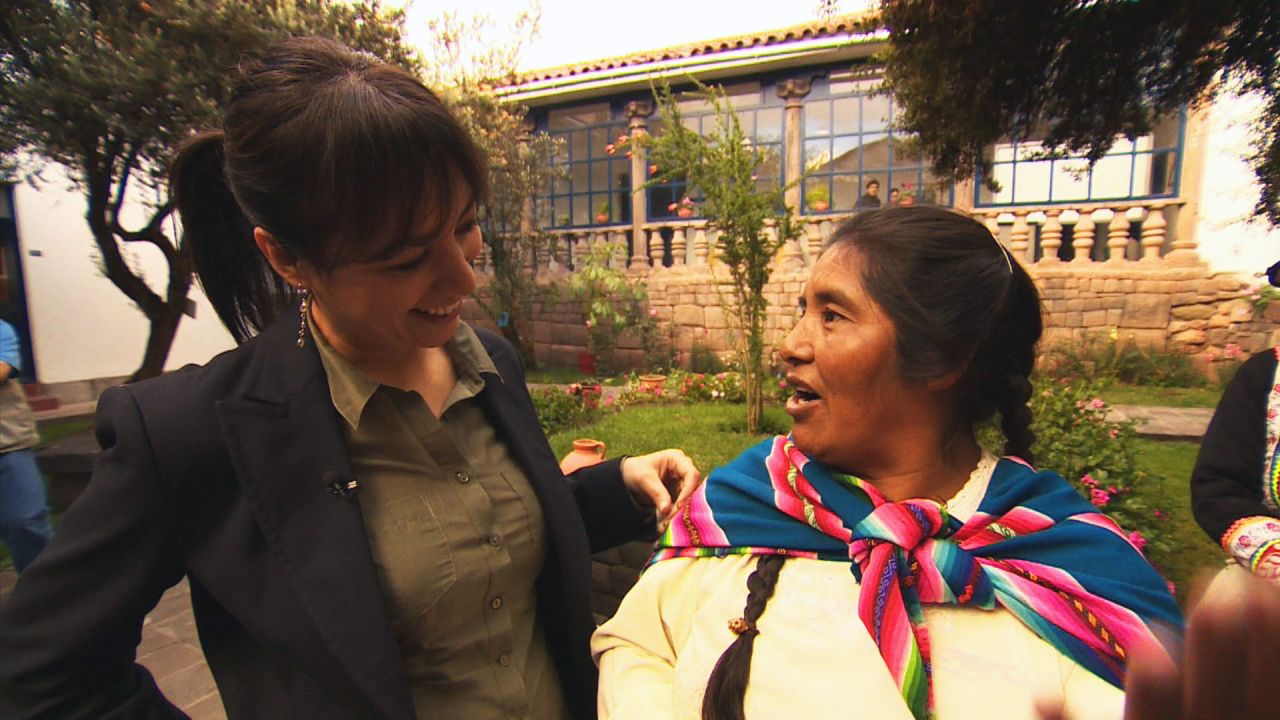 Fausta, una de las beneficiarias de proyectos de inclusión financiera. Nos cuenta cómo perdió el miedo y cambió el colchón por una cuenta de ahorros, la manera de cuidar su dinero... es uno de los proyectos que conocimos en Cusco.<br />