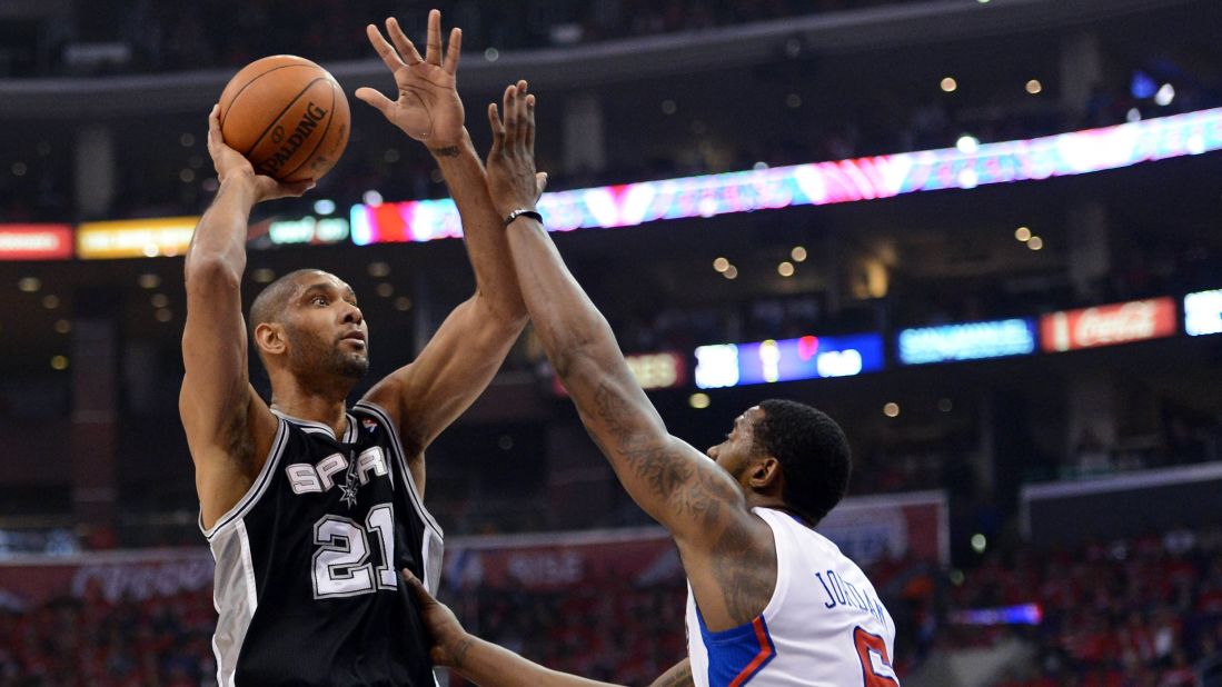 Duncan's game is "shrouded in fundamentals," former NBA sharpshooter Steve Kerr says. In addition to strong rebounding and defensive skills, Duncan has a devastating bank shot that is almost impossible to guard. 