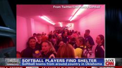 softball.players.find.shelter.wrigley.bpr_00025114.jpg