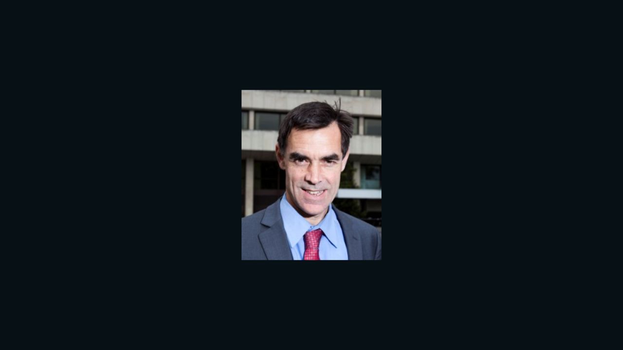 Anthony Pereira headshot