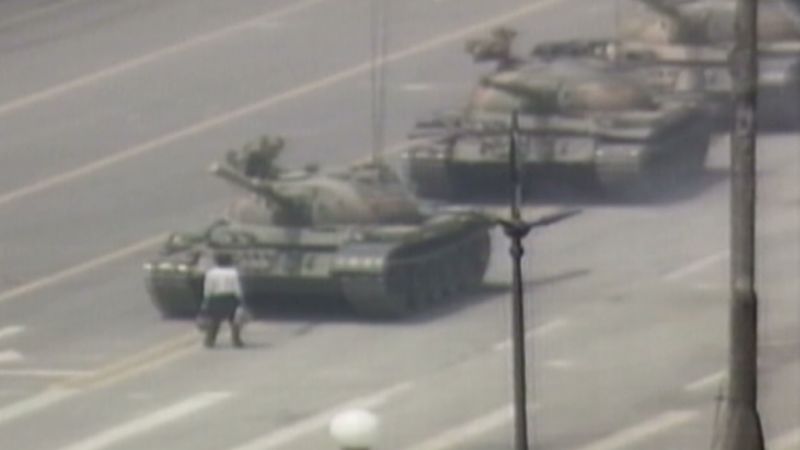 1989: Man vs. tank in Tiananmen square | CNN