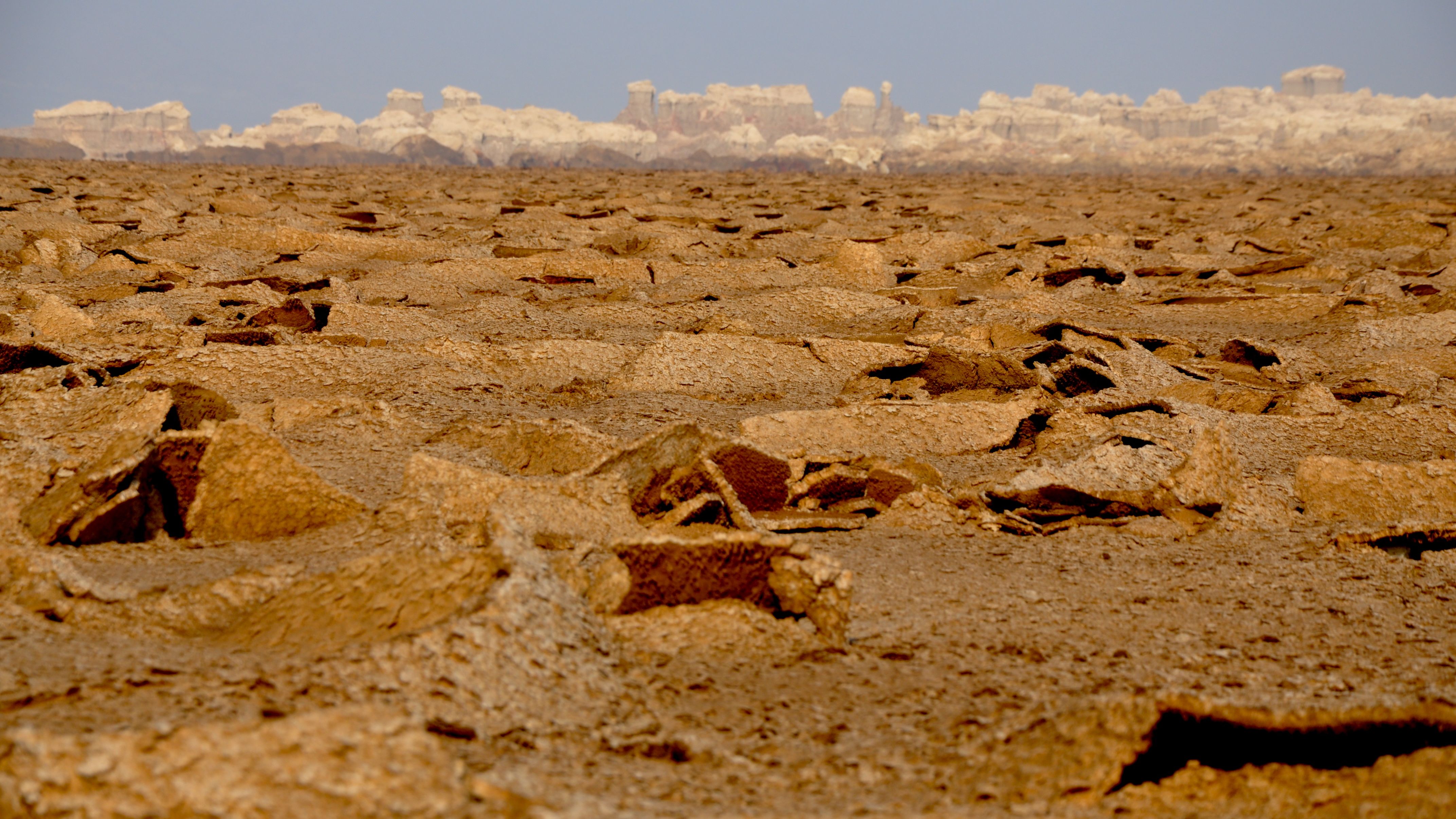 The volcanic landscape of the Danakil Depression is made up of basalt, acidic liquids and salt formations. 