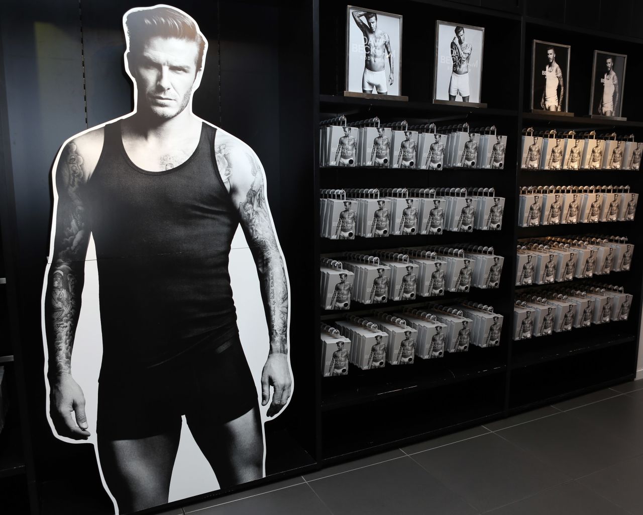 David Beckham recently called time on his playing career, but he is still the highest-earning footballer on the planet. The $5.2 million salary he received during his spell with Paris Saint-Germain, his final club, was donated to charity. The former England captain recently launched a clothing line with H & M.